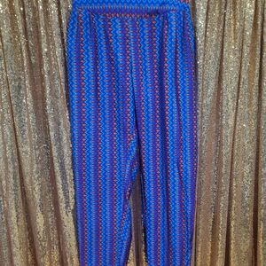 Printed balloon style pants.